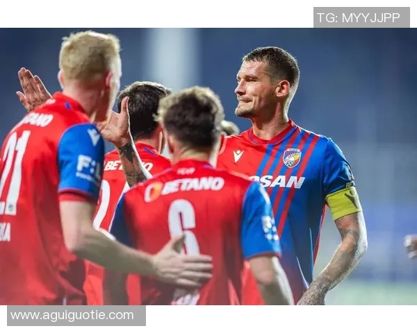 克罗斯与博格巴的对决谁能在中场掌控比赛的主动权