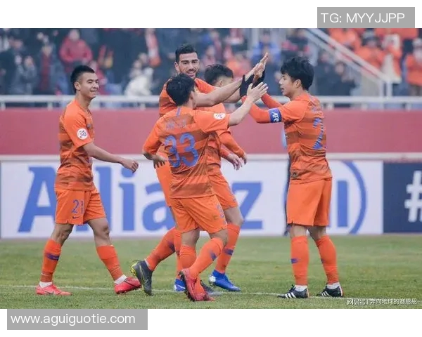 北京人和与山东鲁能激战正酣谁能在这场较量中笑到最后