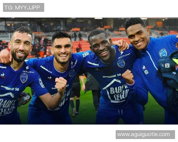 法乙欧塞尔对阵红星比赛结果分析与精彩瞬间回顾