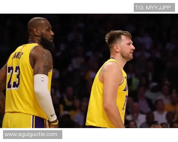 湖人最强阵容对决公牛传奇阵容谁能称霸历史篮球舞台