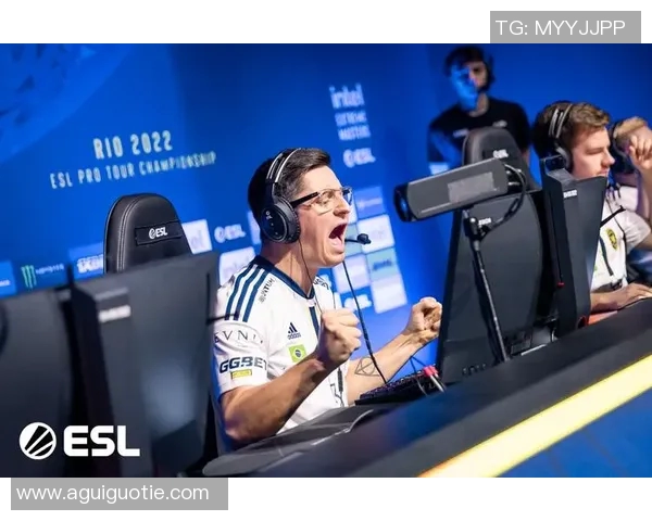 深度对话周娜分享她在CSGO中的成长与挑战经历